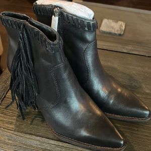 Sam Edelman Black booties new no tags never worn size 6